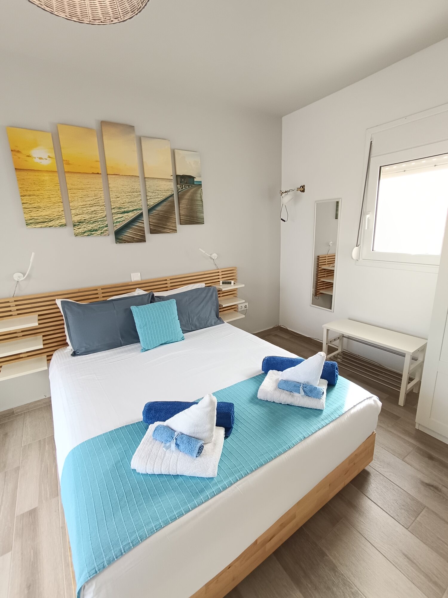 Room A (6)