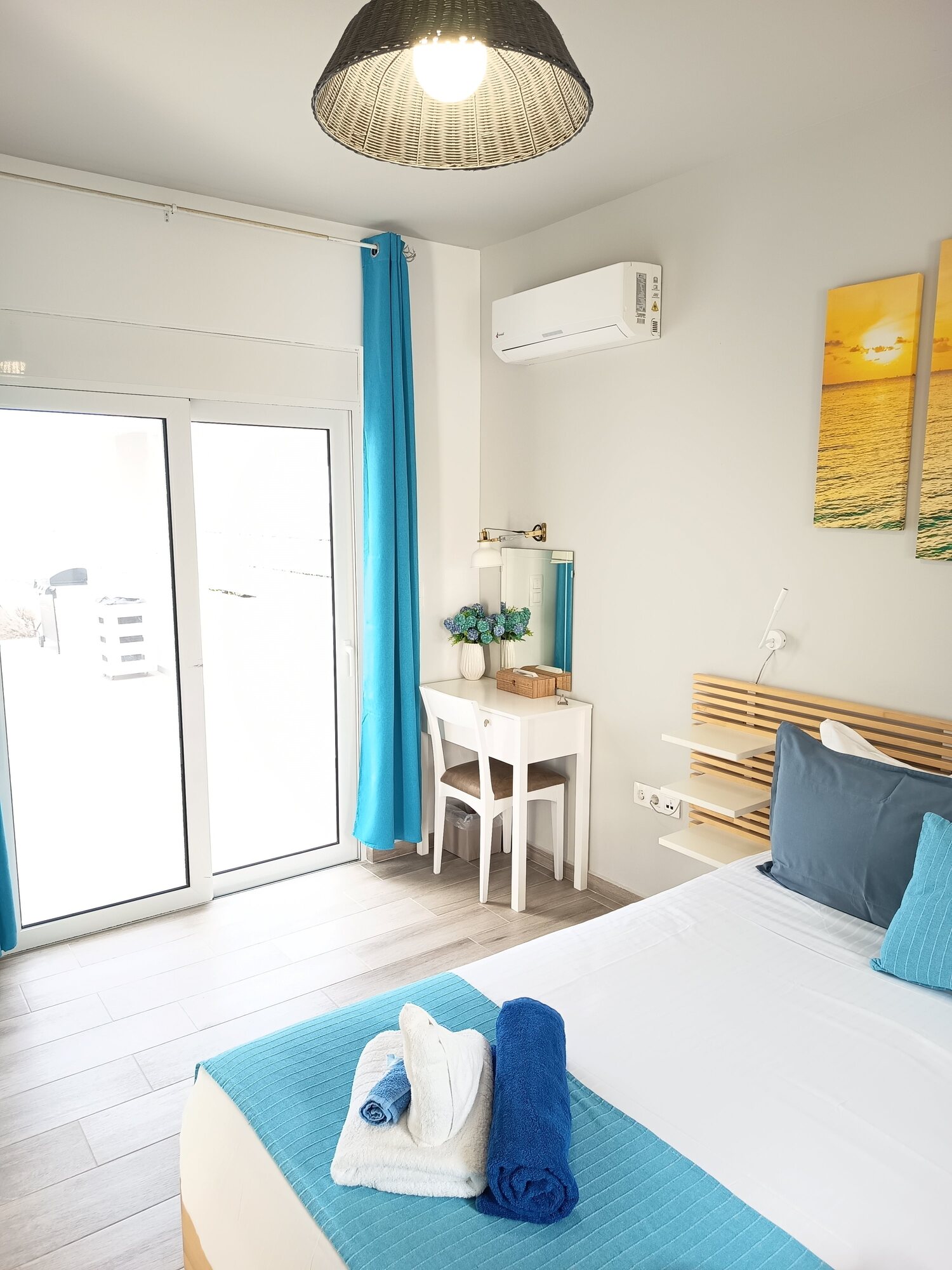 Room A (3)