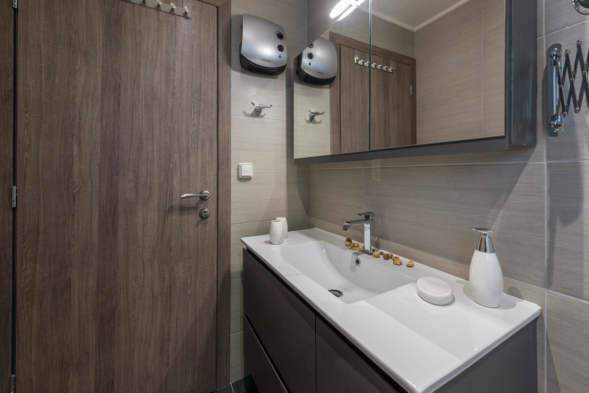 Bathroom (3)