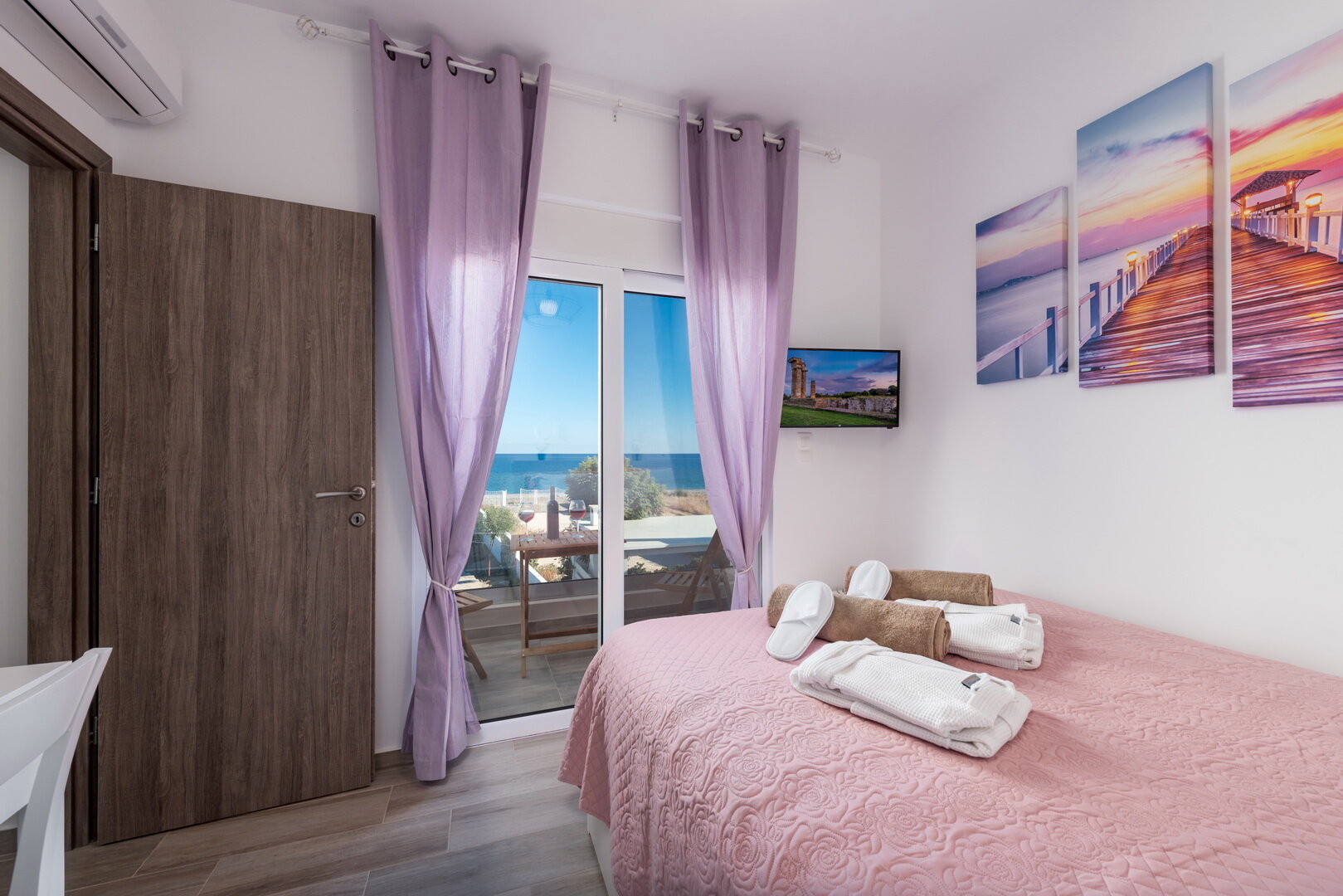 Gennadi Villa Mary — Rooms